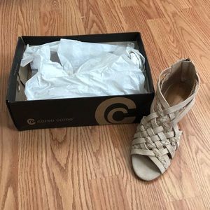 NWT Women’s Braided Suede Heel from Corso Como